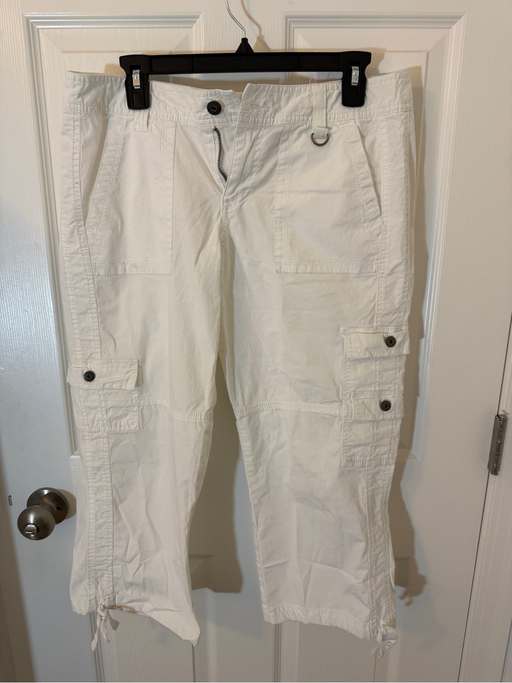 Women’s Apt 9 White Cargo Pants - Casual Utility Style Capris